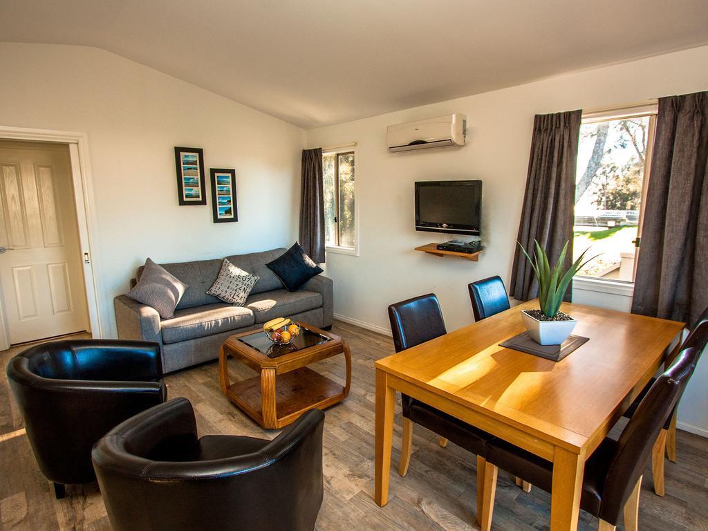 Caseys Beach Holiday Park Sunshine Bay Rum bild