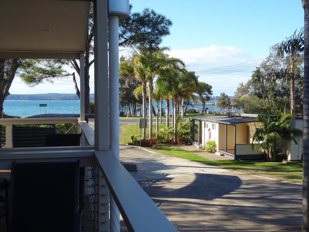 Caseys Beach Holiday Park Sunshine Bay Exteriör bild