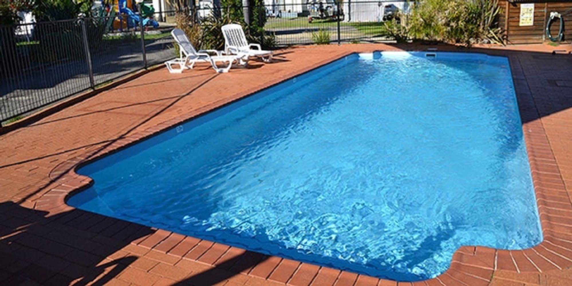 Caseys Beach Holiday Park Sunshine Bay Exteriör bild